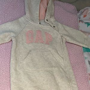 3-6 month baby gap jumpsuit